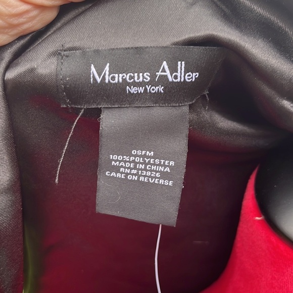 Marcus Adler New York 100% Polyester - Picture 6 of 7